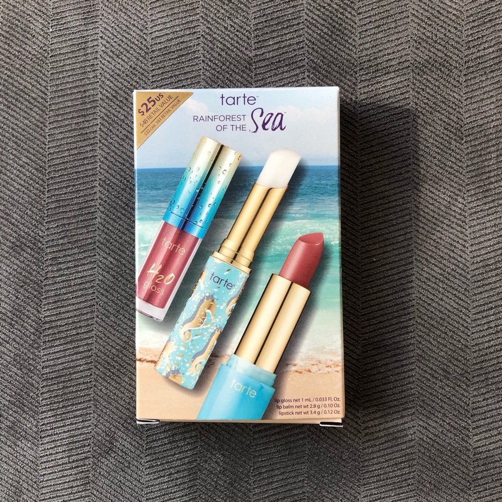 Tarte rainforest of the sea lip trio